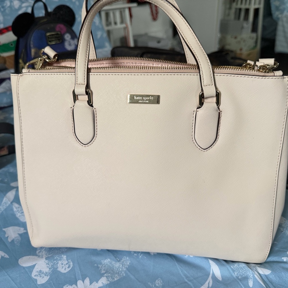 Kate Spade Soft PinkSaffiano Leather Satchel – Elegant Women's Handbag